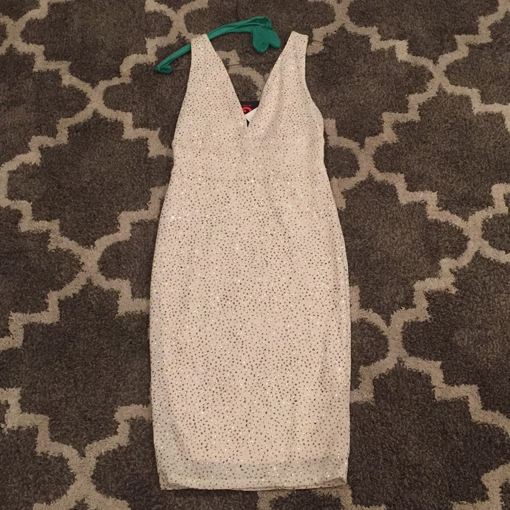 NWT GUESS size small cream and gold fitted dress